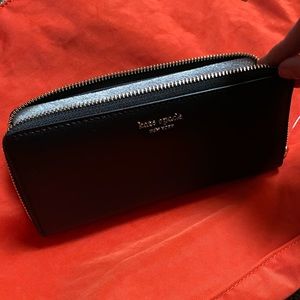 🆕♠️Kate Spade New York Slim Continental Wallet♠️